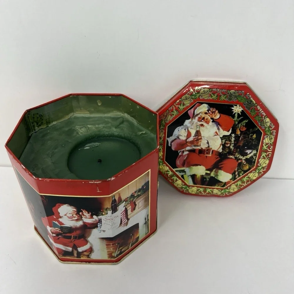 Scent Tins Fragranced Candle Bayberry Christmas Holiday Santa Claus Decor Gift